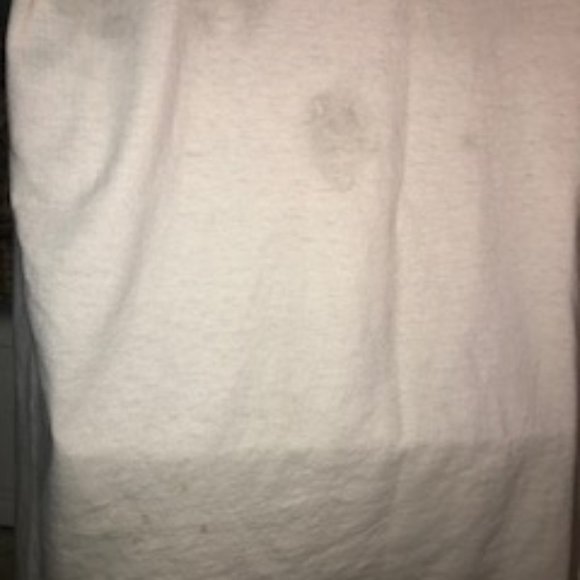 COPY - Vintage Guess Tee - Picture 3 of 4